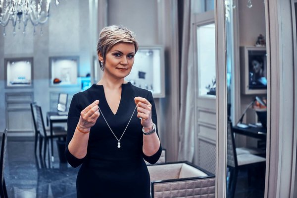 Boutique d'accessoire requin : commandez tranquillement un collier dent de requin